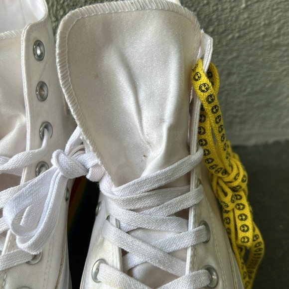 Converse  X Miley Cyrus Pride Platform Happy Hippie Chuck Taylor All Star Shoes - Picture 12 of 14